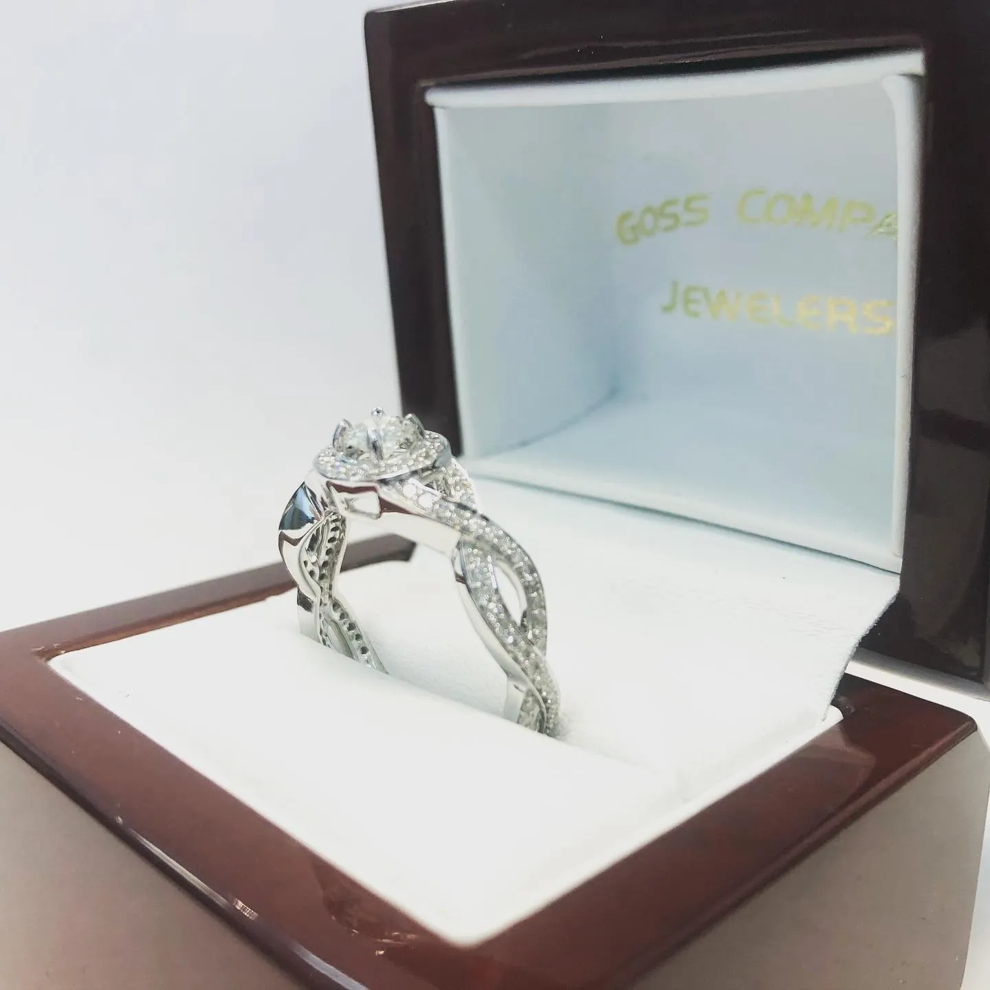 Custom rose-gold flower-cluster diamond ring